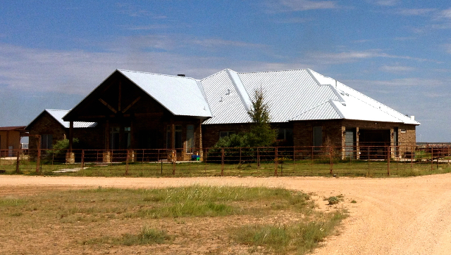 Roof replacement project in Fluvanna, TX